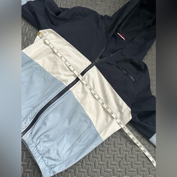 Tommy Hilfiger Jacket - Picture 2 of 6